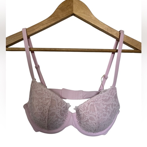 SKIMS Fits Everybody Lace T-Shirt Bra – Cherry Blossom – Size 36C – NWT! - Picture 2 of 7